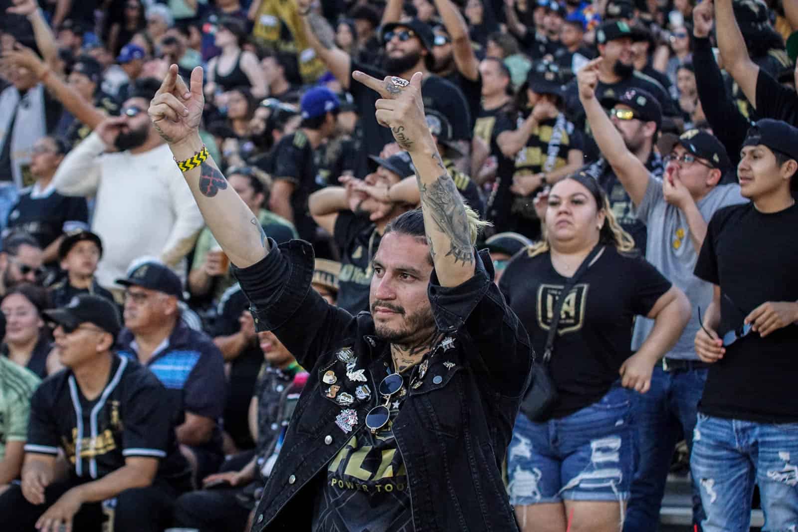 Spektakel bij de derby van LA; Amerikaanse ultras in topvorm