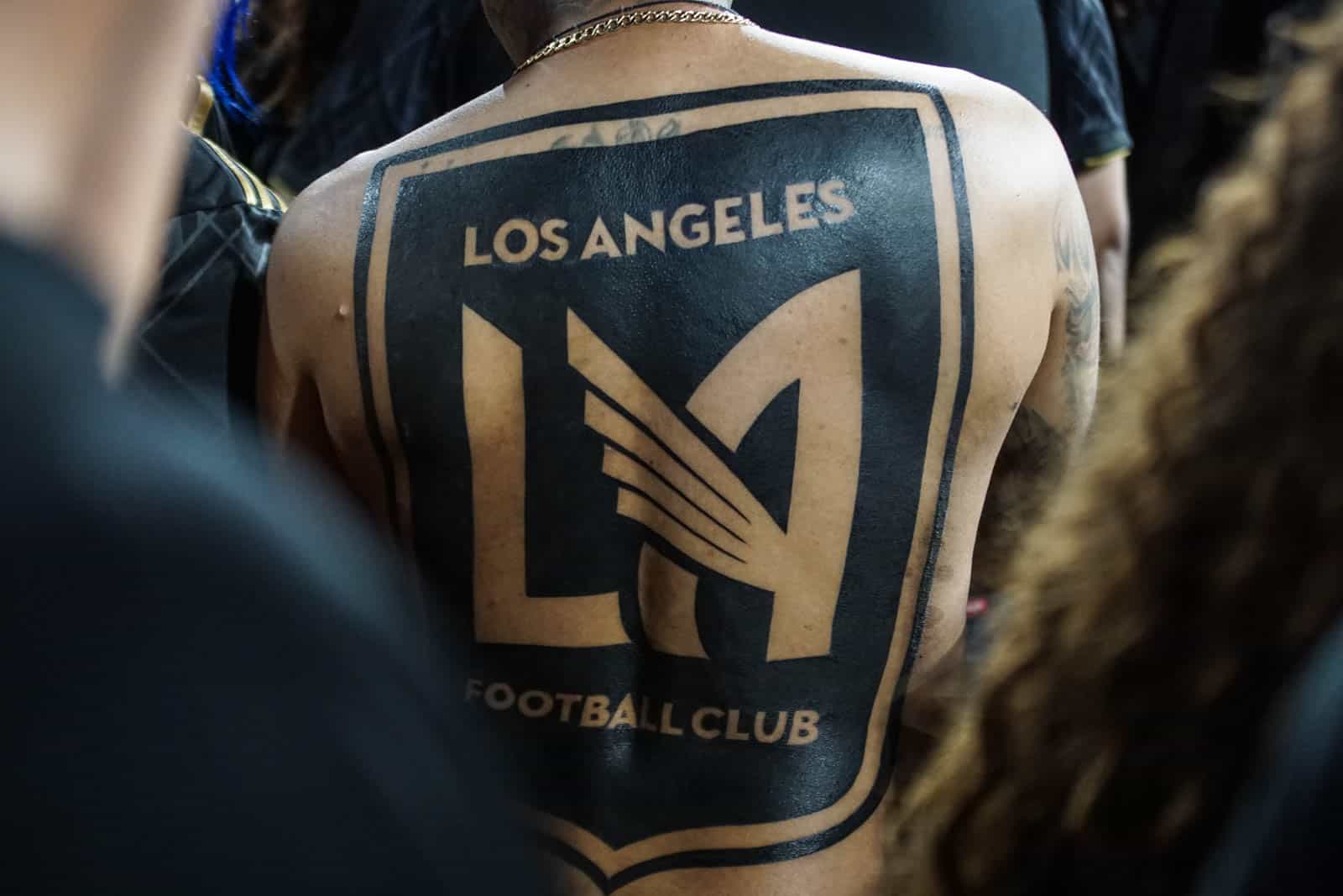 Spektakel bij de derby van LA; Amerikaanse ultras in topvorm