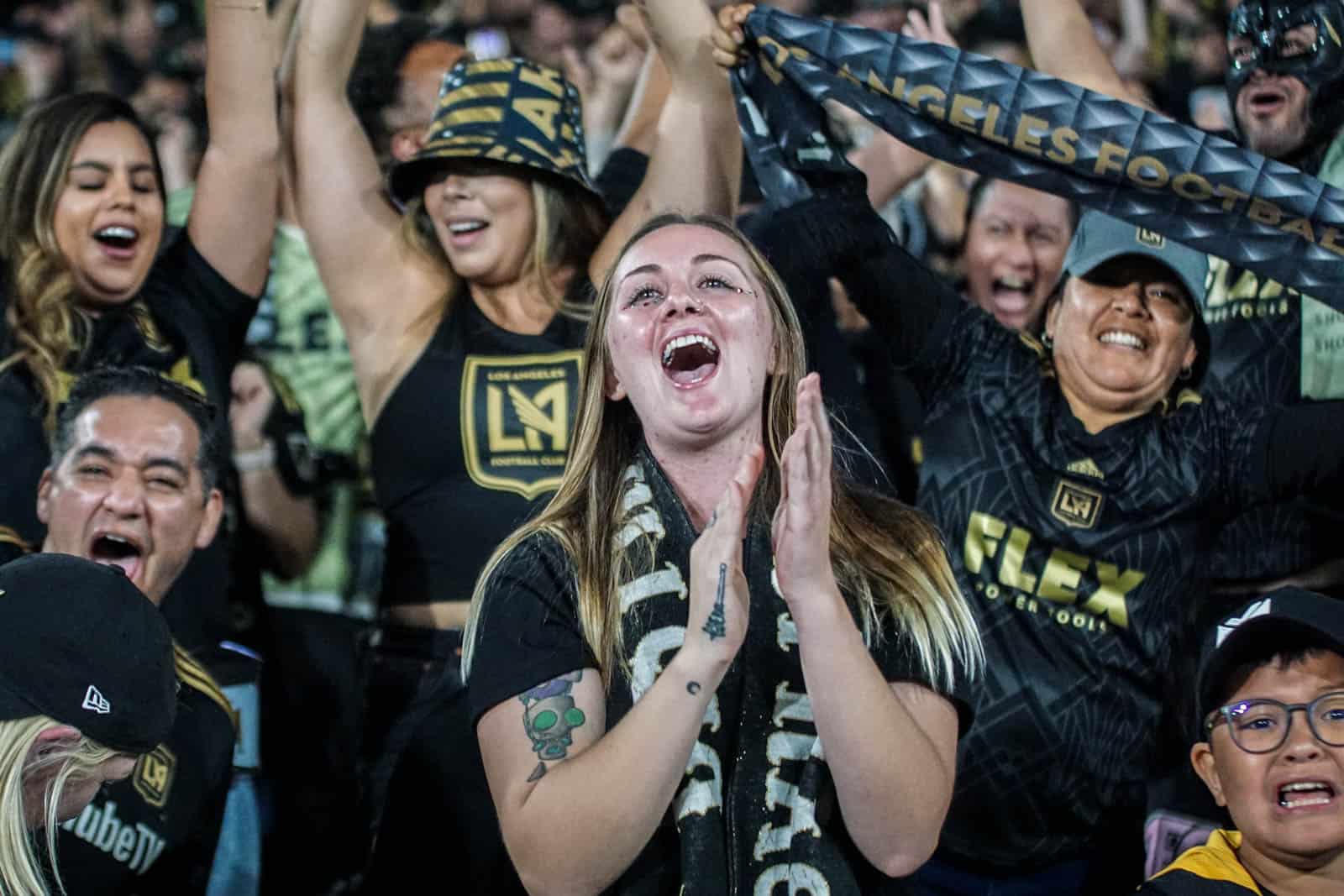 Spektakel bij de derby van LA; Amerikaanse ultras in topvorm