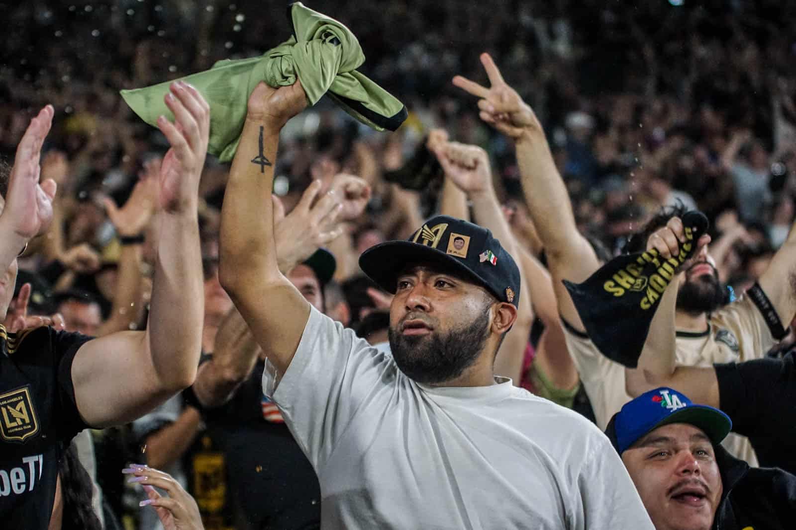 Spektakel bij de derby van LA; Amerikaanse ultras in topvorm
