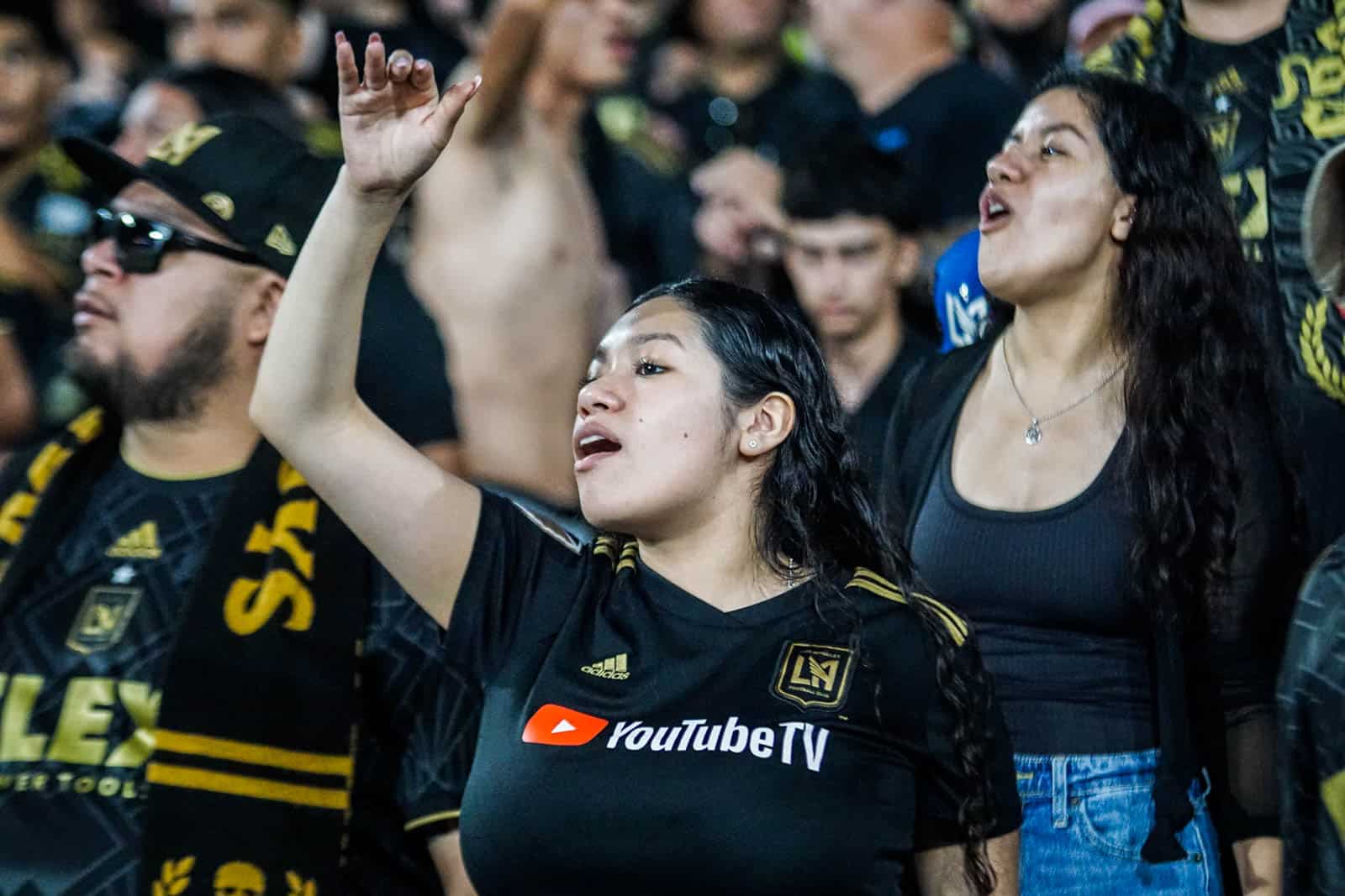 Spektakel bij de derby van LA; Amerikaanse ultras in topvorm