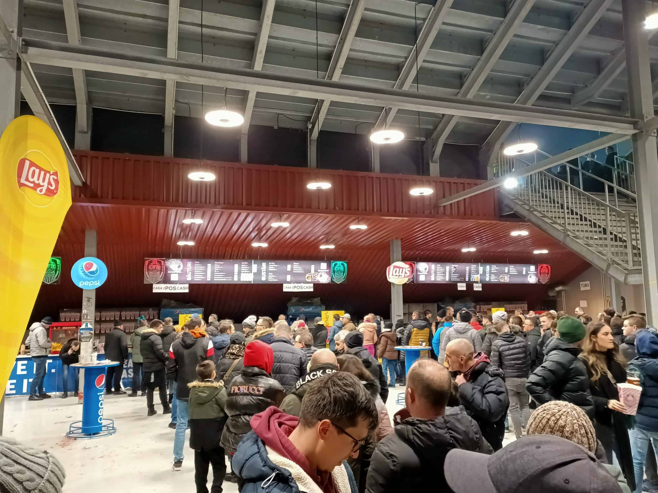 Héérlijke tribune in Cluj: je leven niet zeker