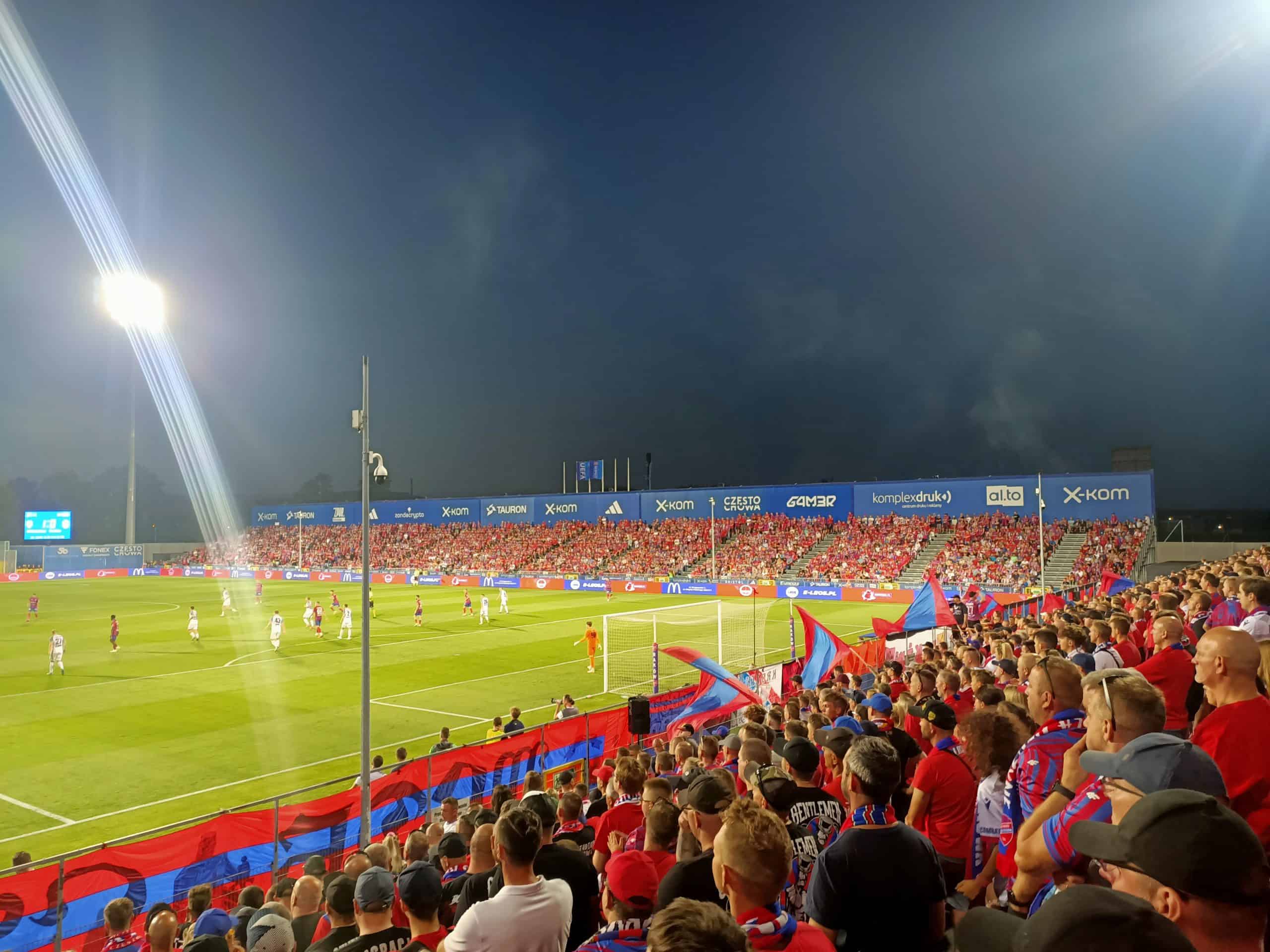 Absurd stadion in Champions League: Raków Częstochowa