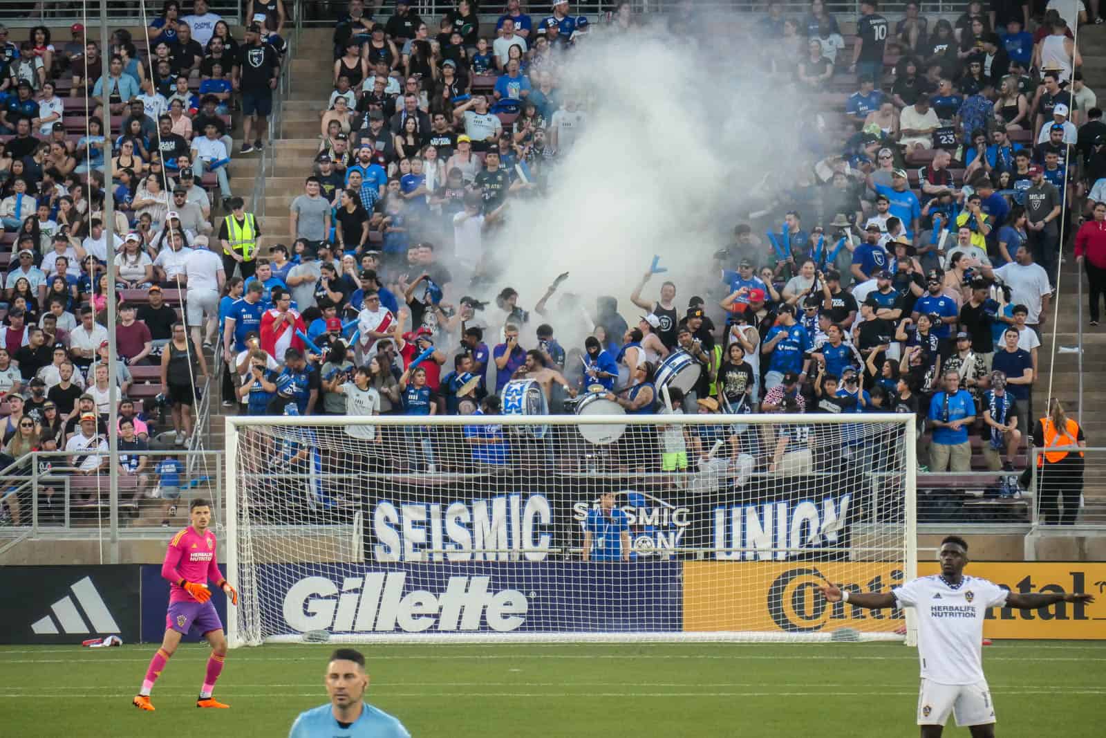 Op pad met de San Jose Ultras tijdens derbyday tegen LA Galaxy