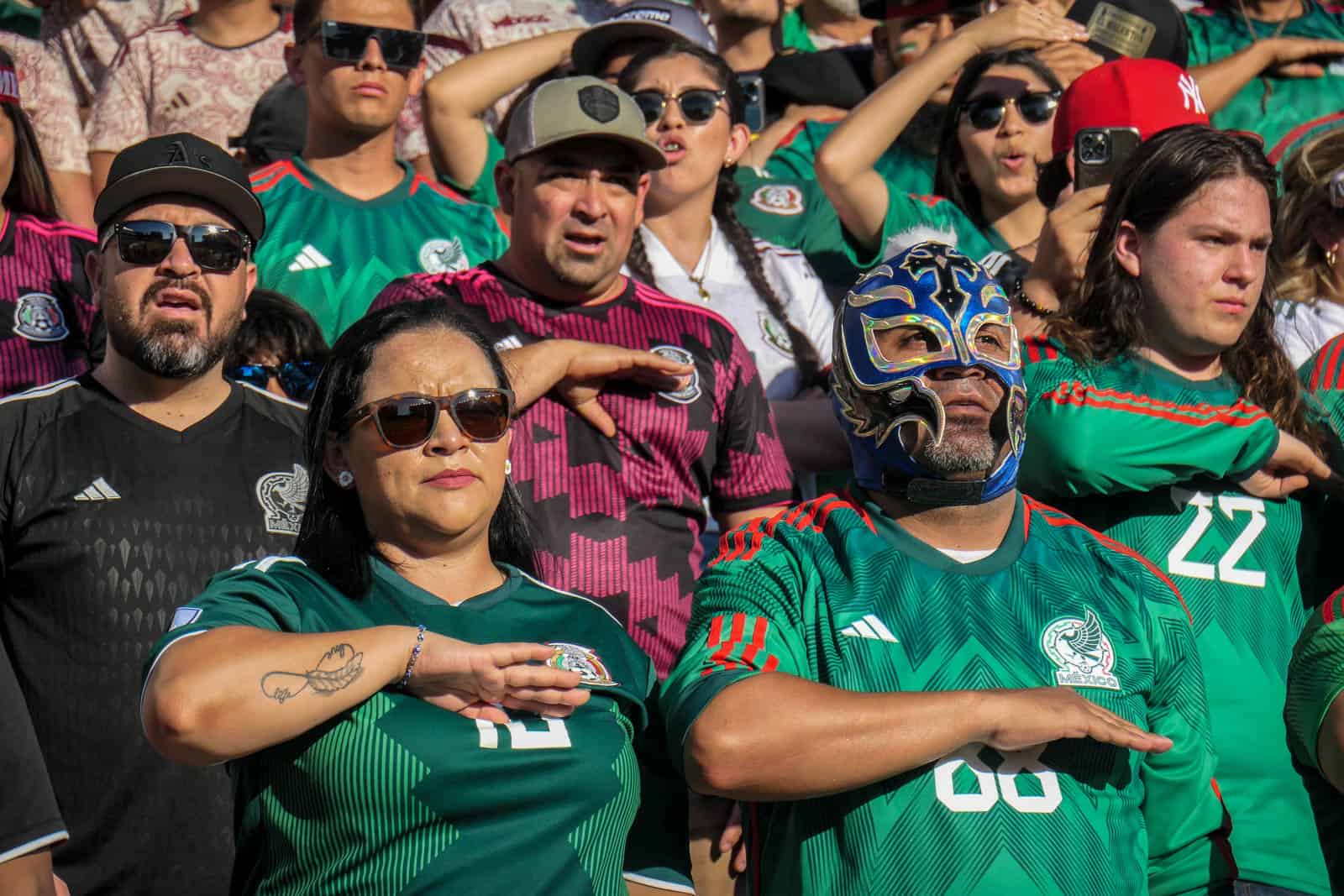 Mexicaanse passie bij teleurstellende Gold Cup avond tegen Qatar