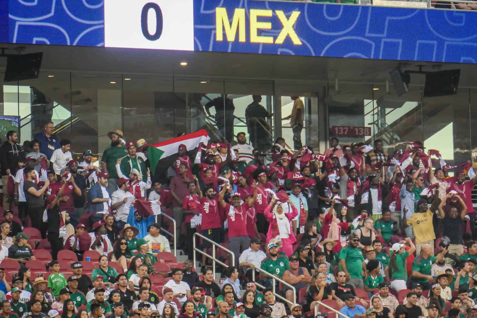 Mexicaanse passie bij teleurstellende Gold Cup avond tegen Qatar