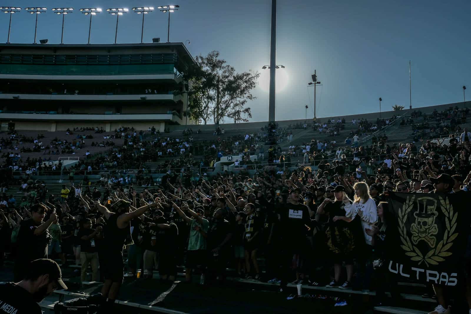 Spektakel bij de derby van LA; Amerikaanse ultras in topvorm