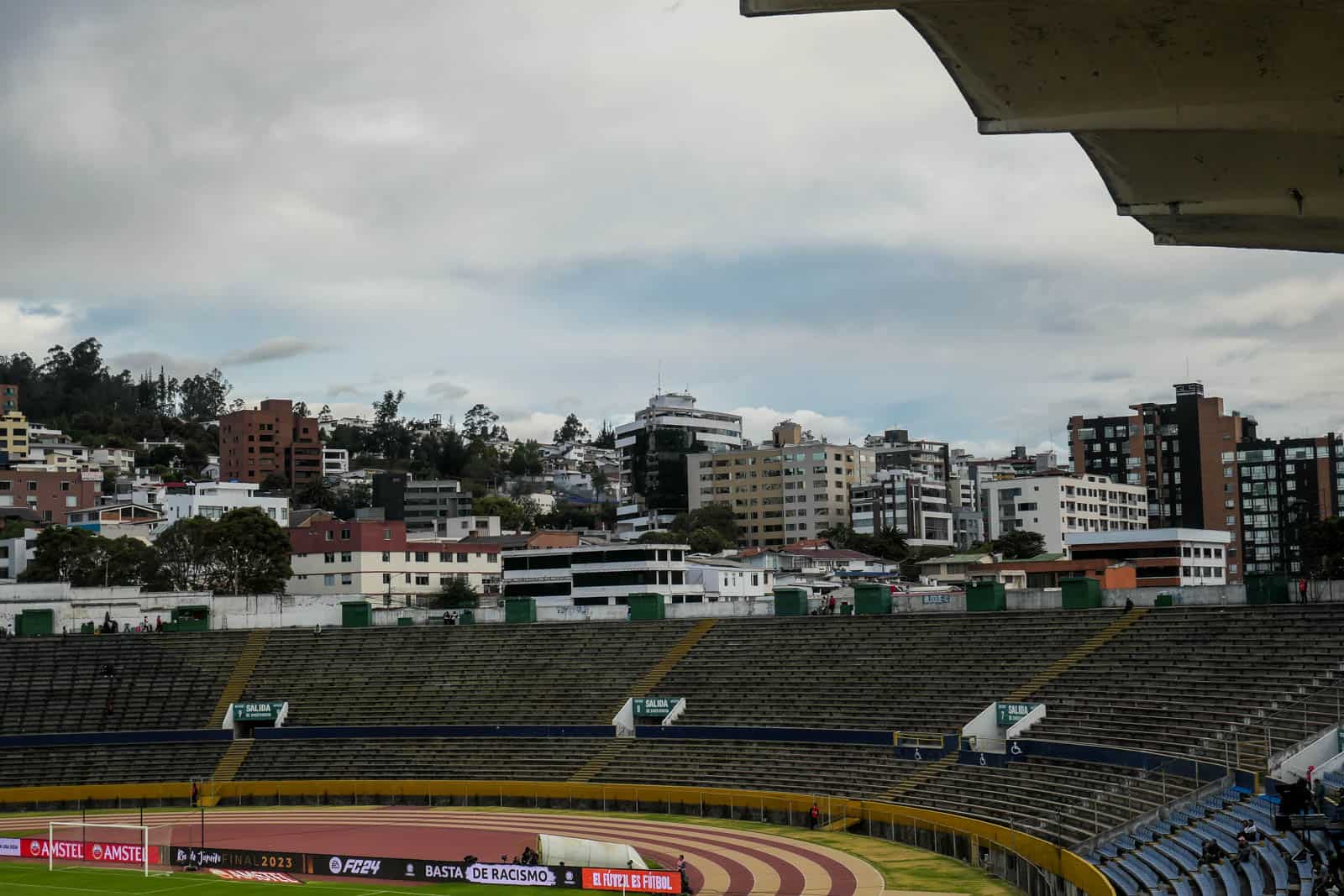 Uitzinnig uitvak Deportivo Pereira bij bloedstollende avond Copa Libertadores in Ecuador