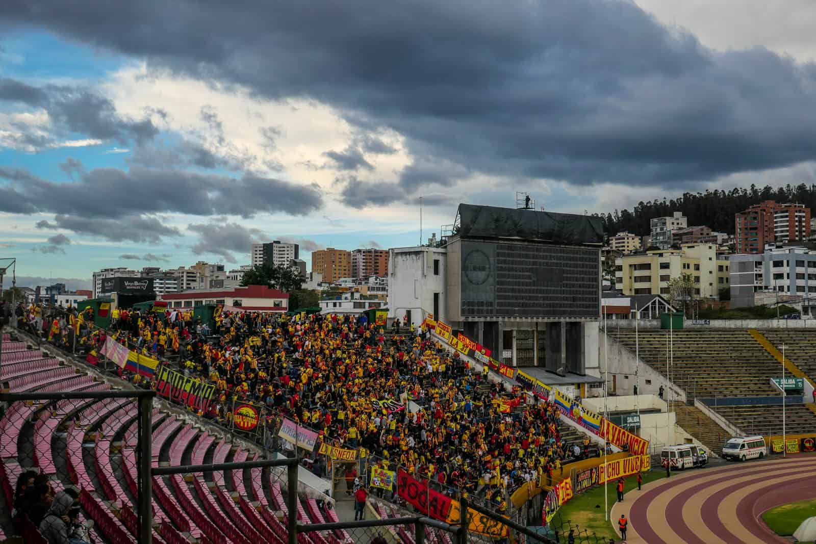 Uitzinnig uitvak Deportivo Pereira bij bloedstollende avond Copa Libertadores in Ecuador