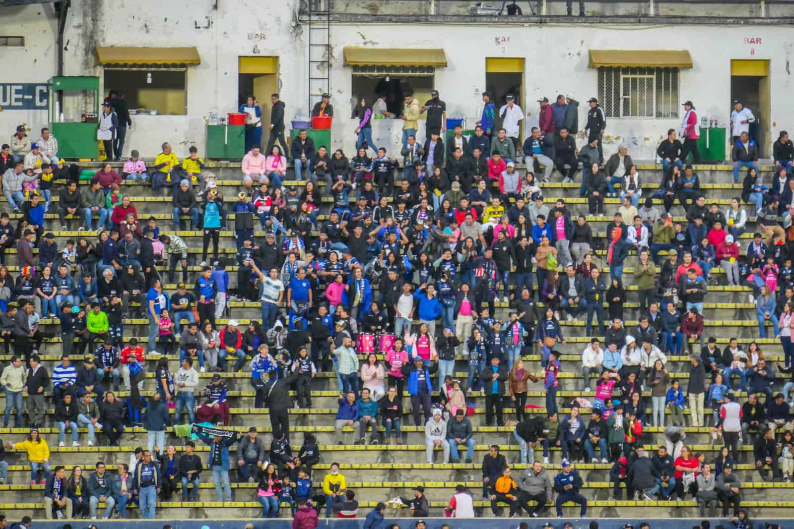 Uitzinnig uitvak Deportivo Pereira bij bloedstollende avond Copa Libertadores in Ecuador