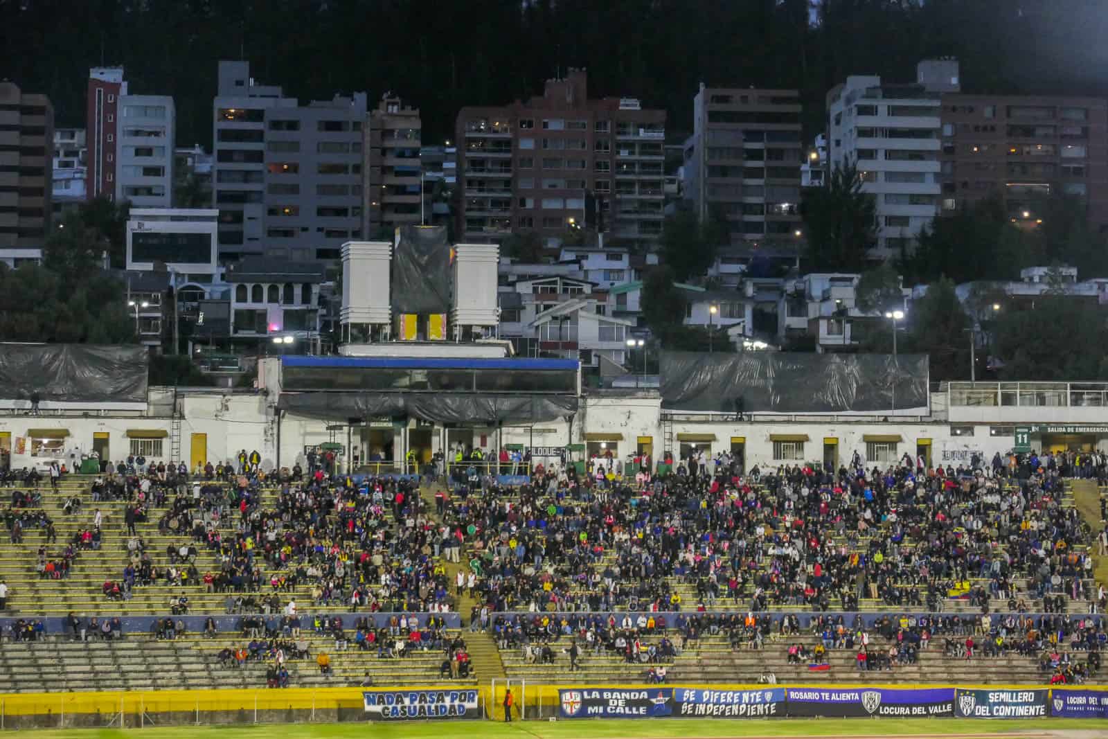 Uitzinnig uitvak Deportivo Pereira bij bloedstollende avond Copa Libertadores in Ecuador