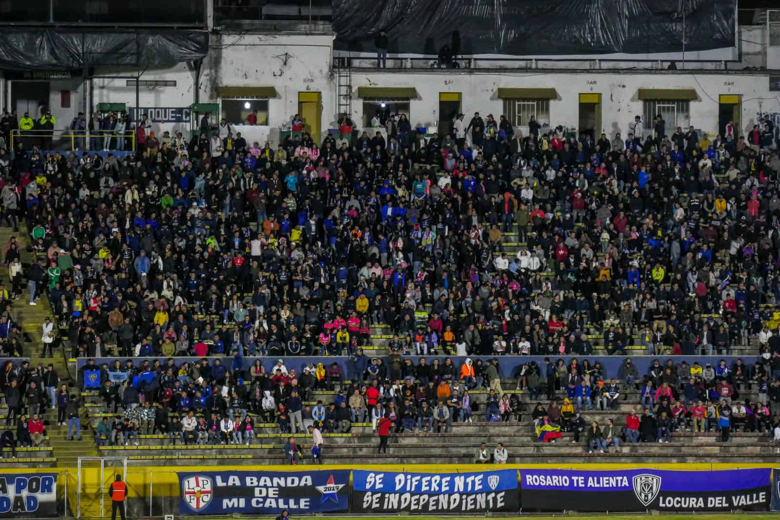 Uitzinnig uitvak Deportivo Pereira bij bloedstollende avond Copa Libertadores in Ecuador