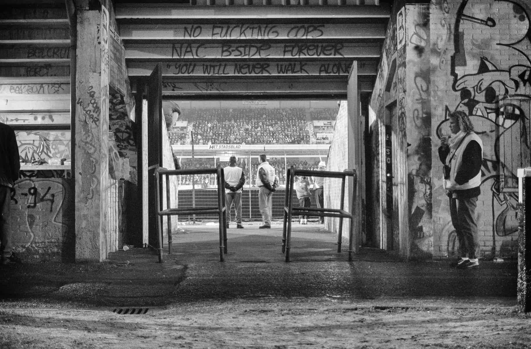 Verdwenen stadions; pure stadionporno met unieke beelden