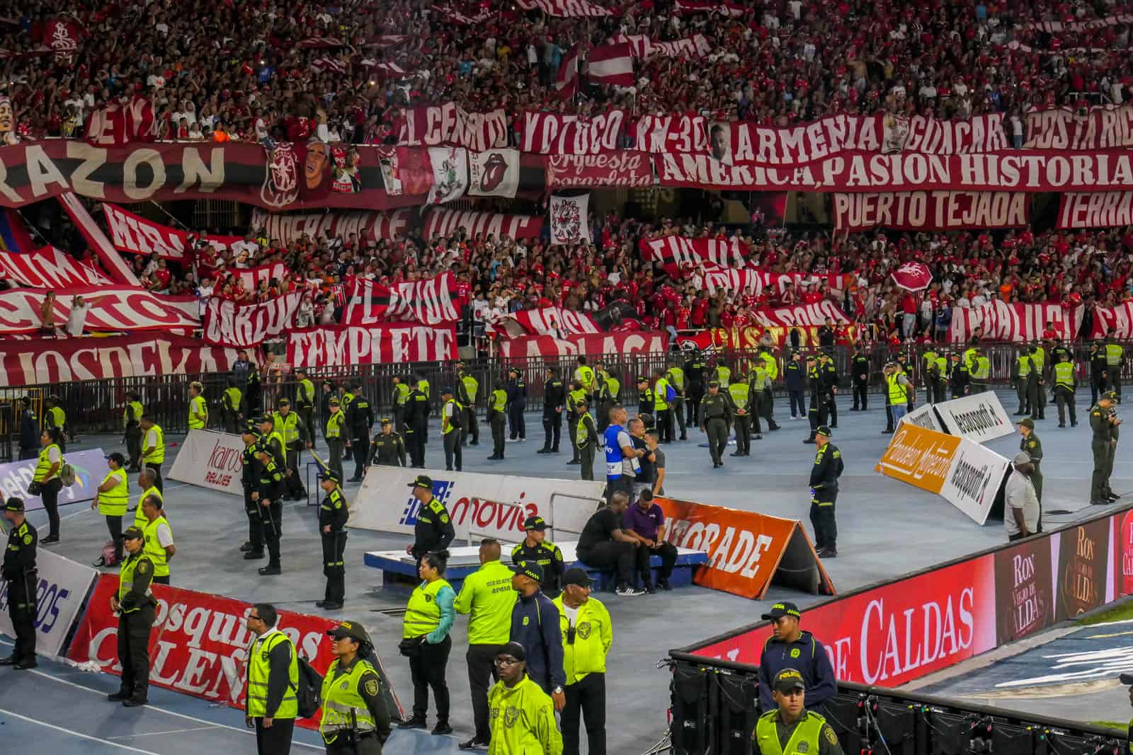 Glansrijke overwinning in Cali derby brengt extase bij supporters America de Cali