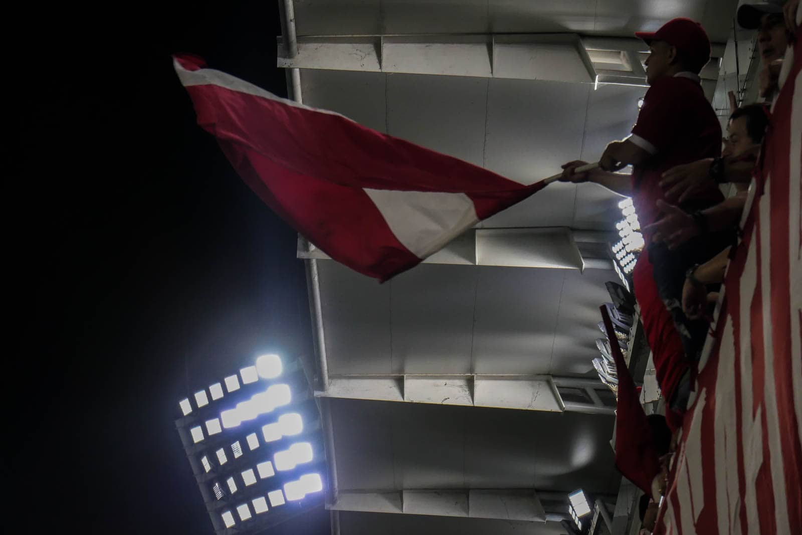 Glansrijke overwinning in Cali derby brengt extase bij supporters America de Cali