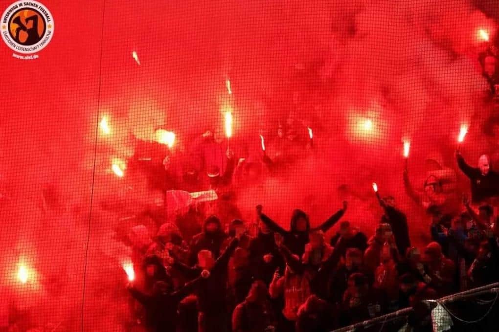 Massale vechtpartijen bij bekerderby tussen Sturm Graz en Grazer AK