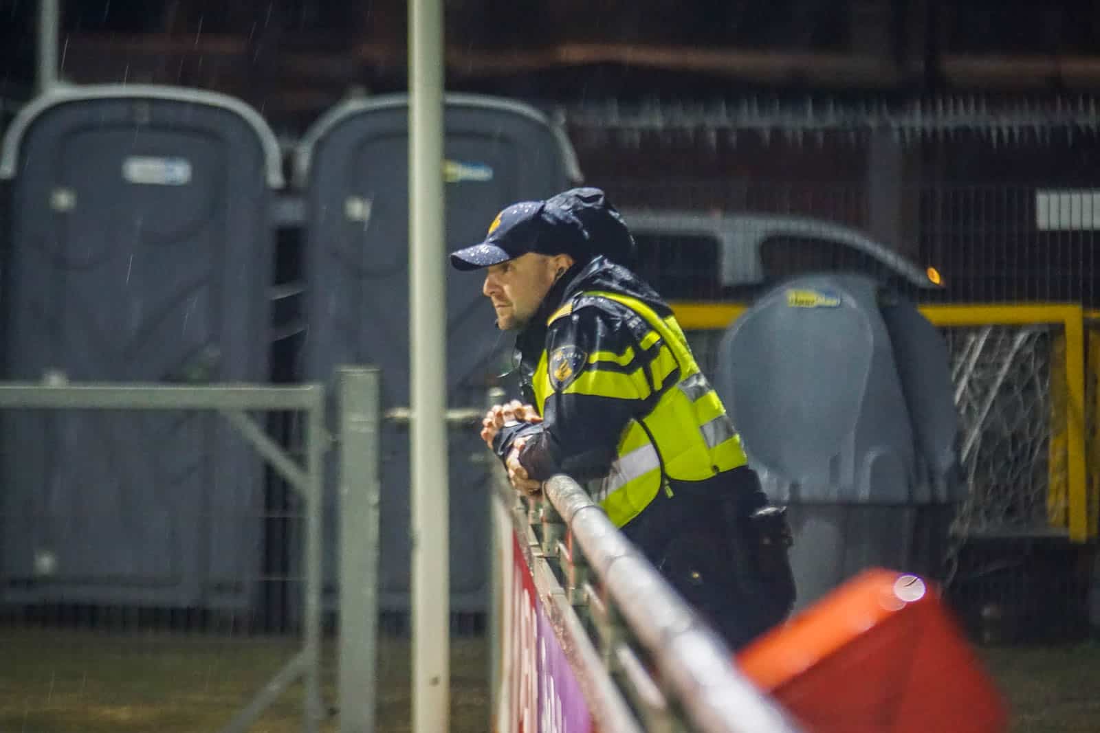 Stormachtige avond in de bollenstreek bij VV Noordwijk – ADO