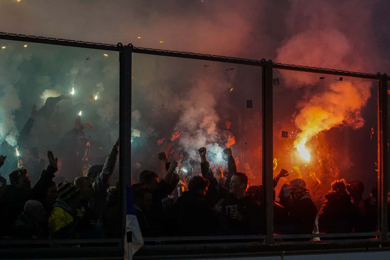30 jaar vriendschap NAC & Lokeren: chaotische avond in Doetinchem
