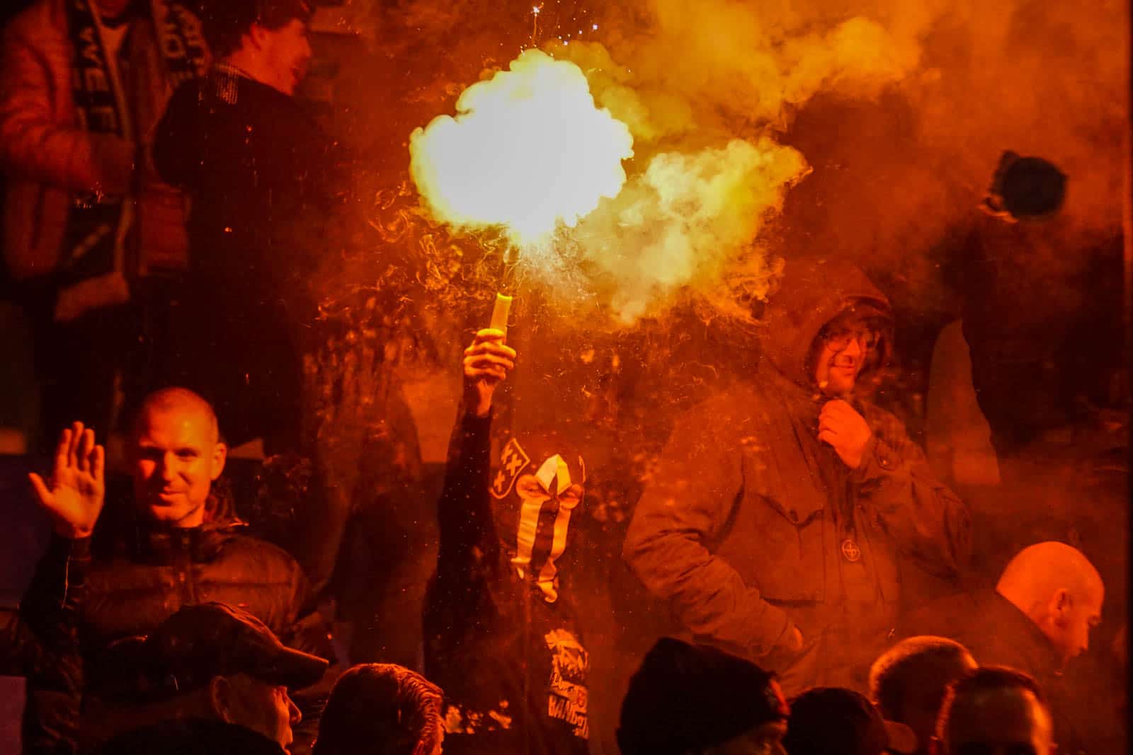 30 jaar vriendschap NAC & Lokeren: chaotische avond in Doetinchem