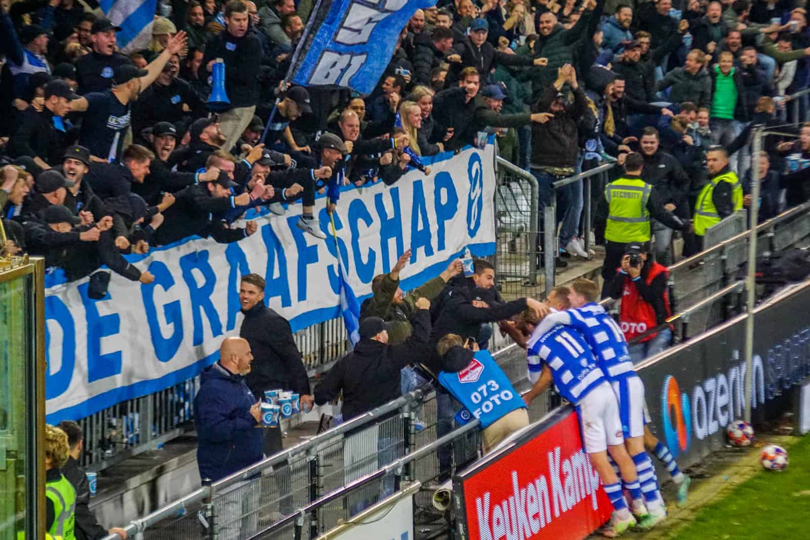 30 jaar vriendschap NAC & Lokeren: chaotische avond in Doetinchem