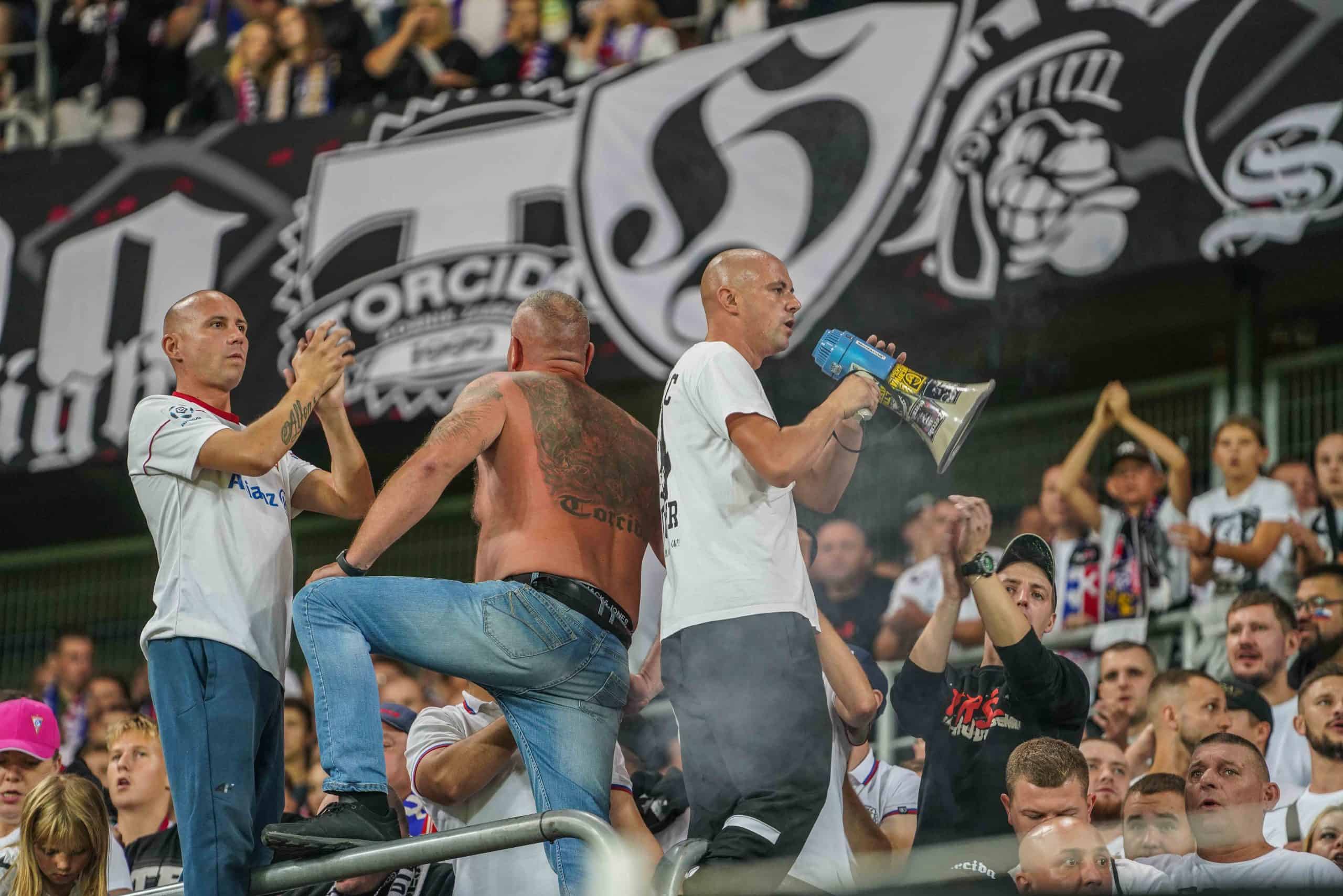 Gornik Ruch 64