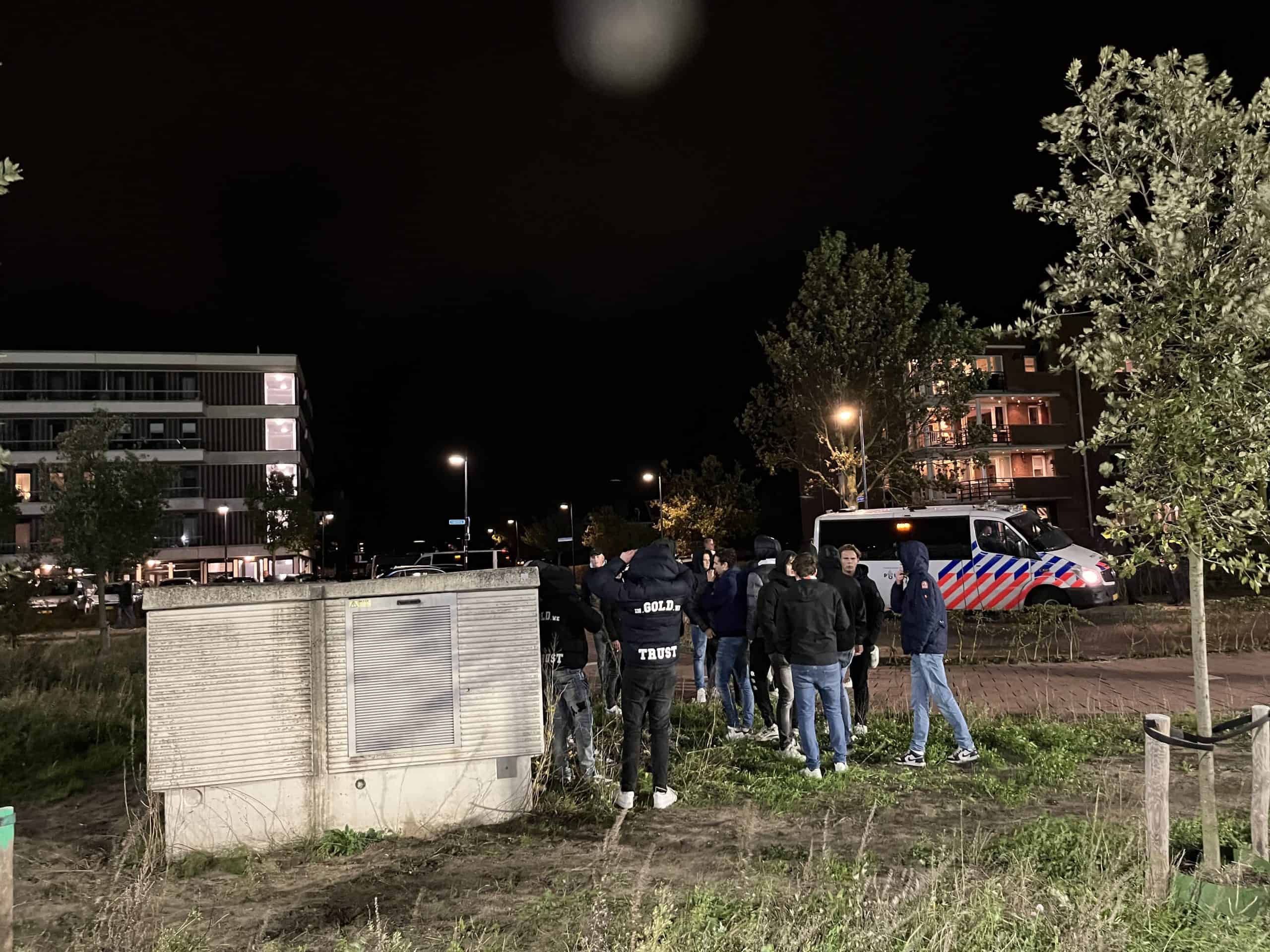Willem II doorstaat de zwart-witte storm van SJC en bekert verder na een stormachtige avond