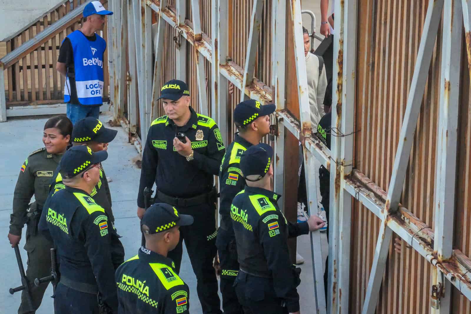 Geweigerde Barra Bravas & gewapende policia: FC Barranquilla – Real Cartagena