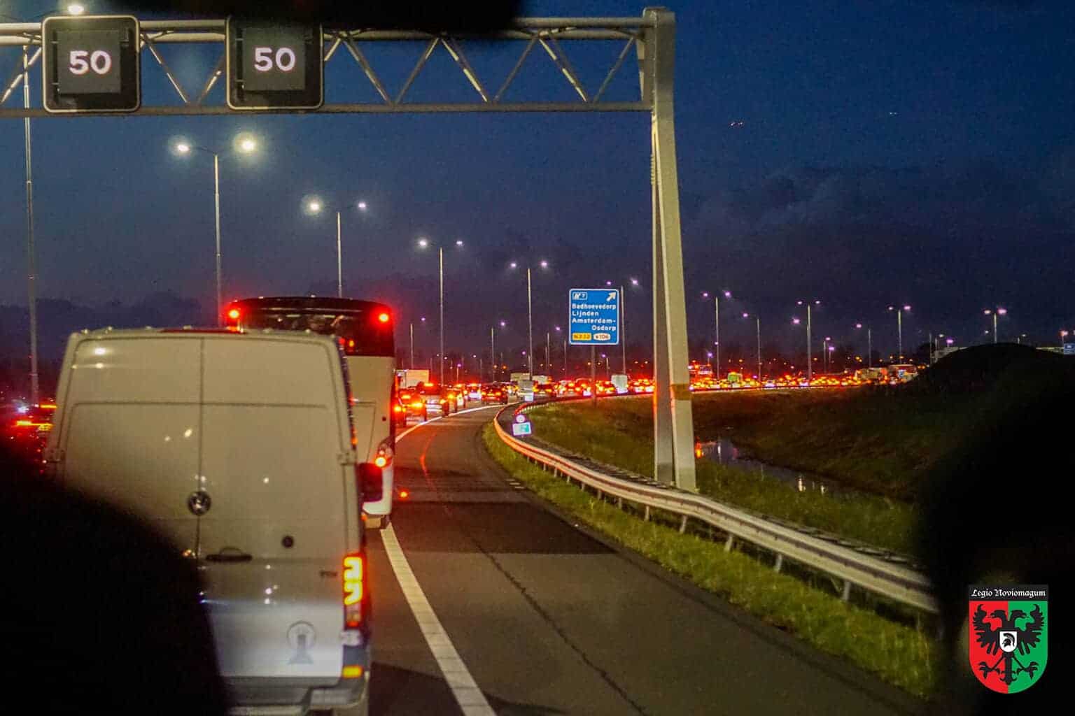 Voor blessuretijd naar Alkmaar en voor 6 minuten naar Waalwijk