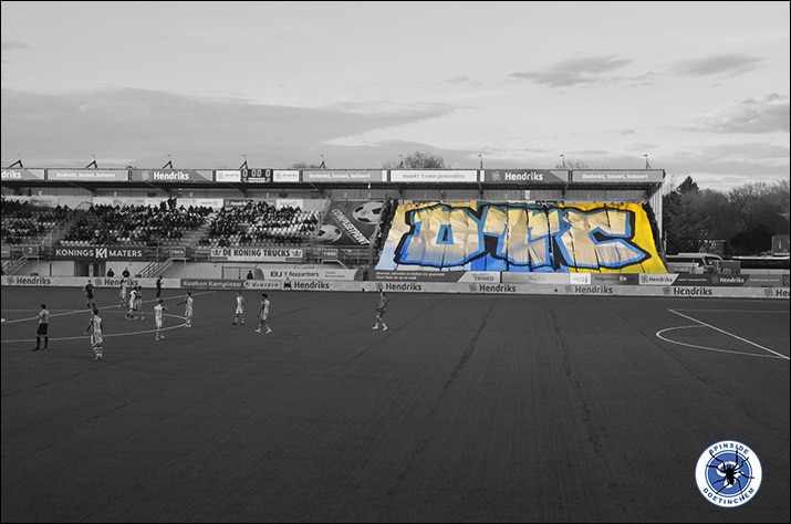 Geniale actie van Brigata Tifosi van De Graafschap bij TOP Oss