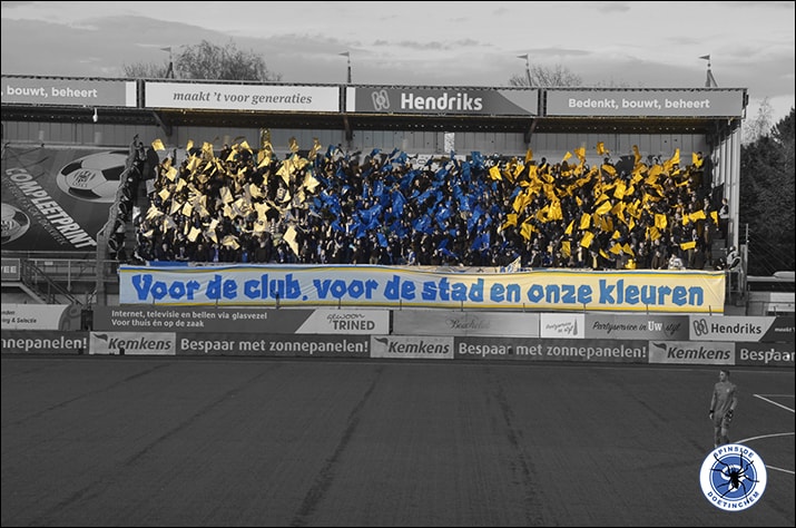 Geniale actie van Brigata Tifosi van De Graafschap bij TOP Oss
