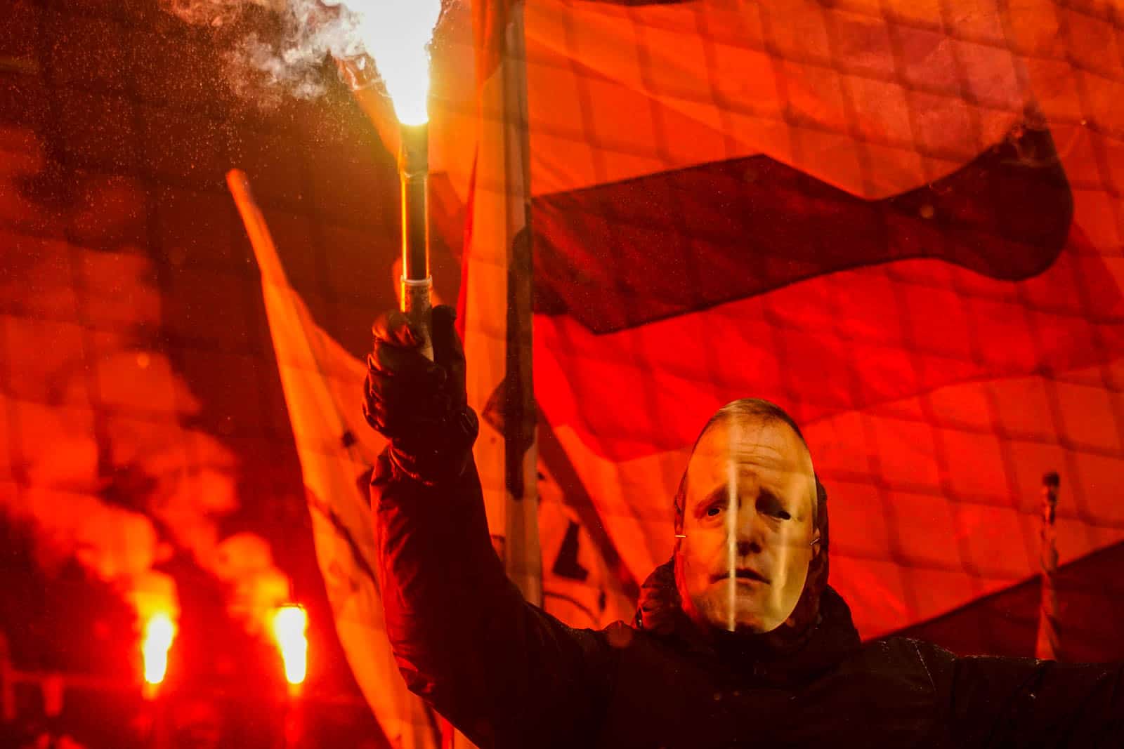 Pyroshows in de sneeuw; bijzondere avond bij derby Sankt Pauli – HSV