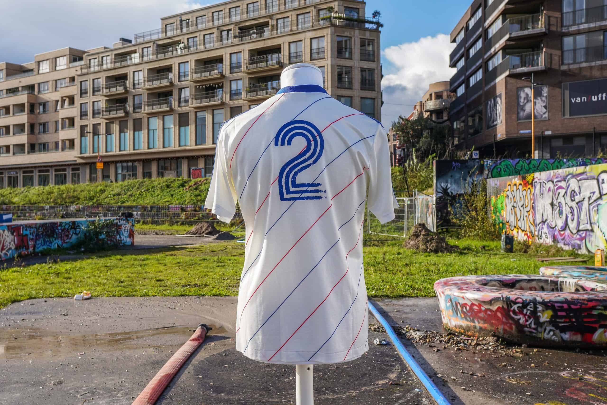 Voetbalshirt verzameling van Joost 13