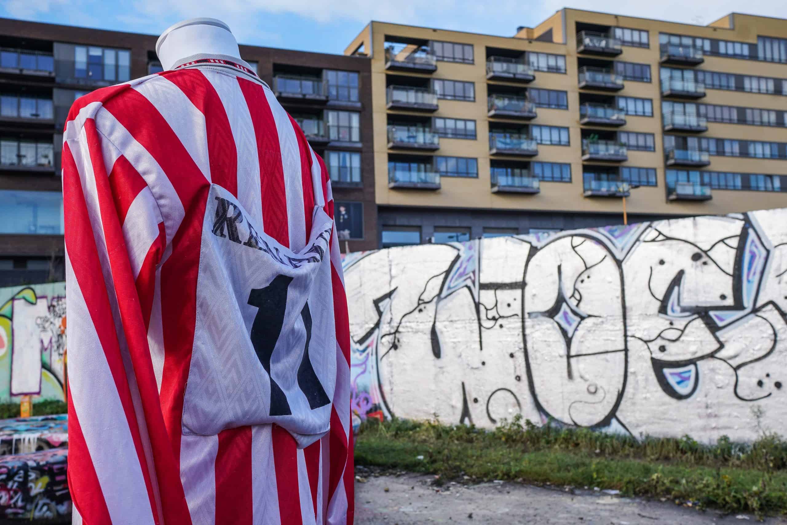 Voetbalshirt verzameling van Joost 14