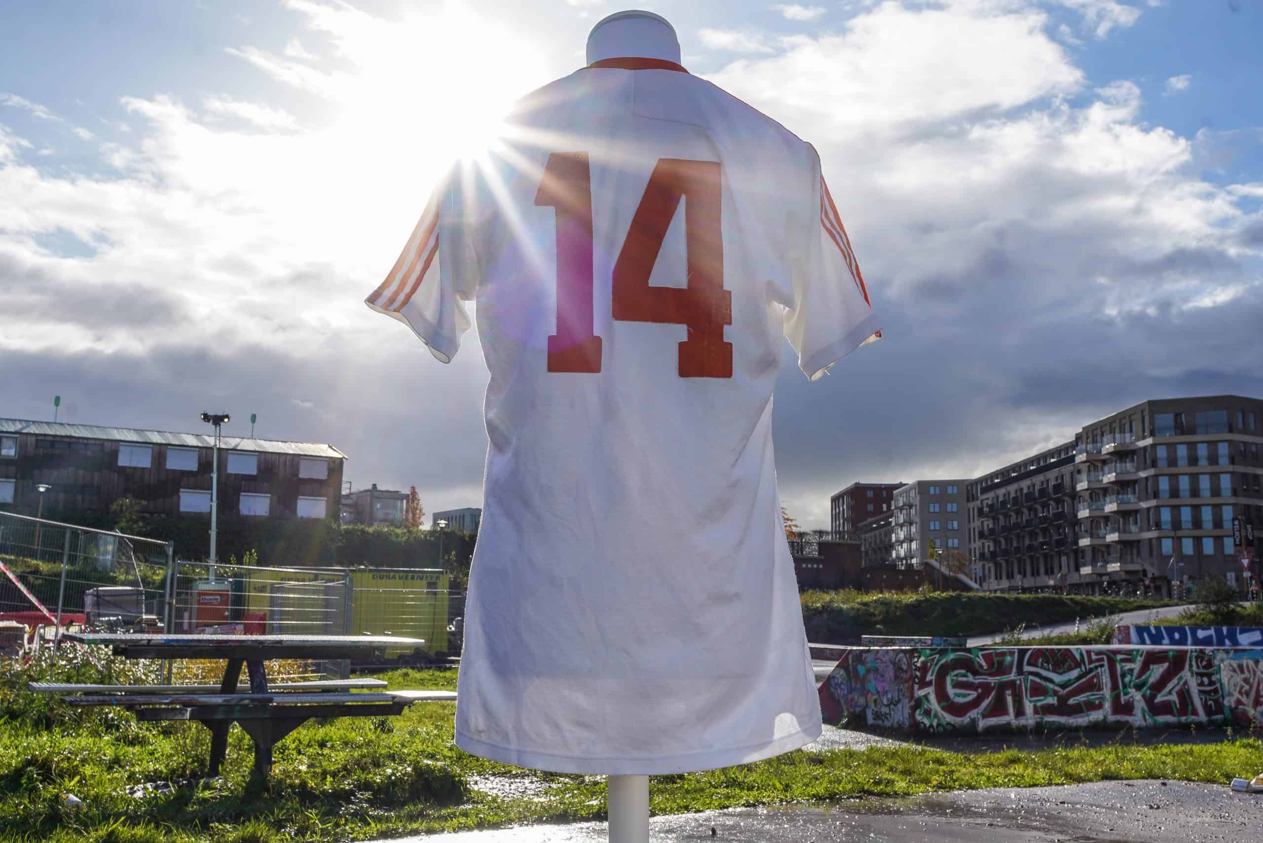 Voetbalshirt verzameling van Joost 24