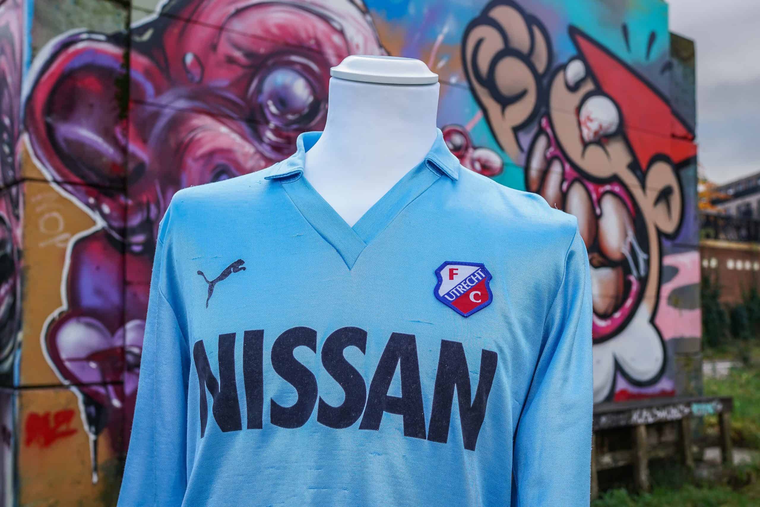Voetbalshirt verzameling van Joost 56