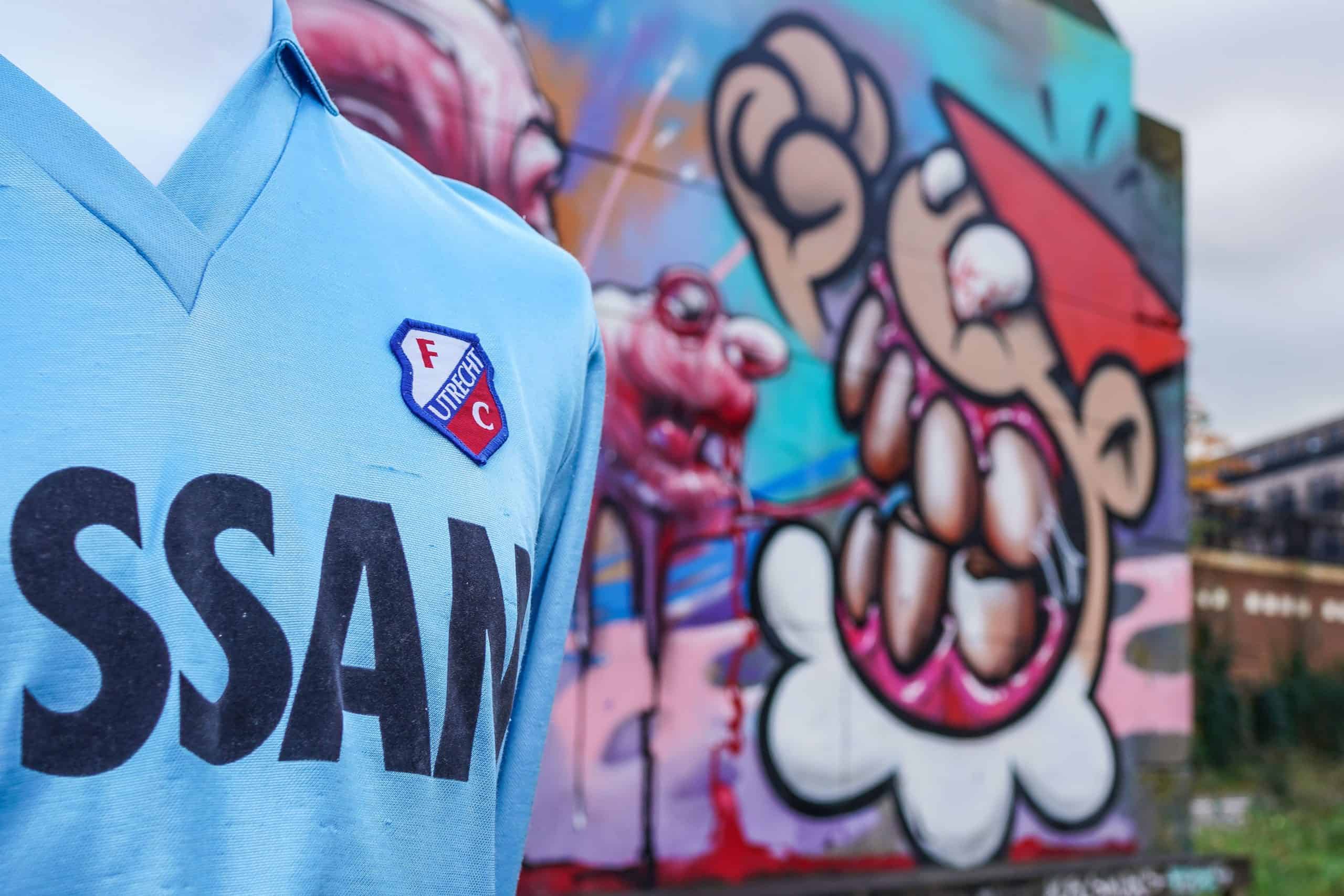 Voetbalshirt verzameling van Joost 59