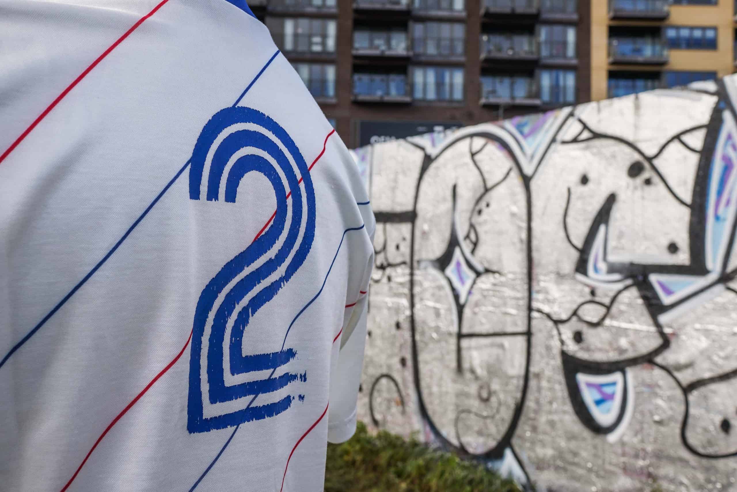 Voetbalshirt verzameling van Joost 9