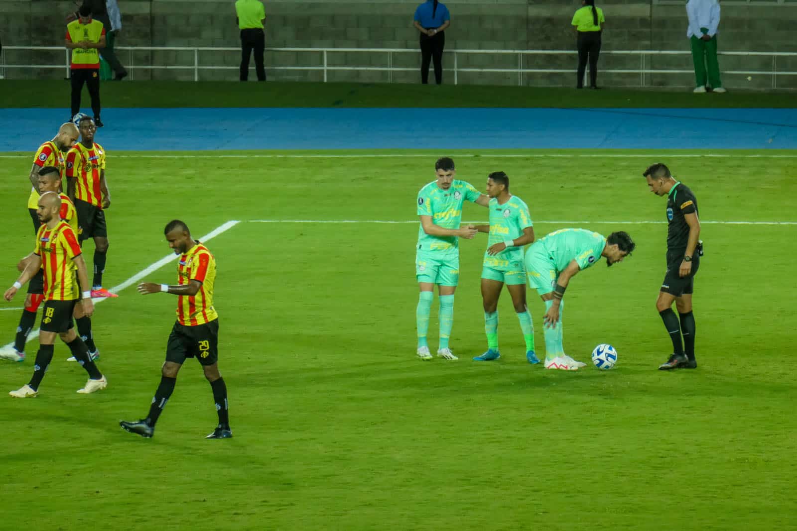 Trots overheerst bij supporters Deportivo Pereira na groot verlies in historische kwartfinale