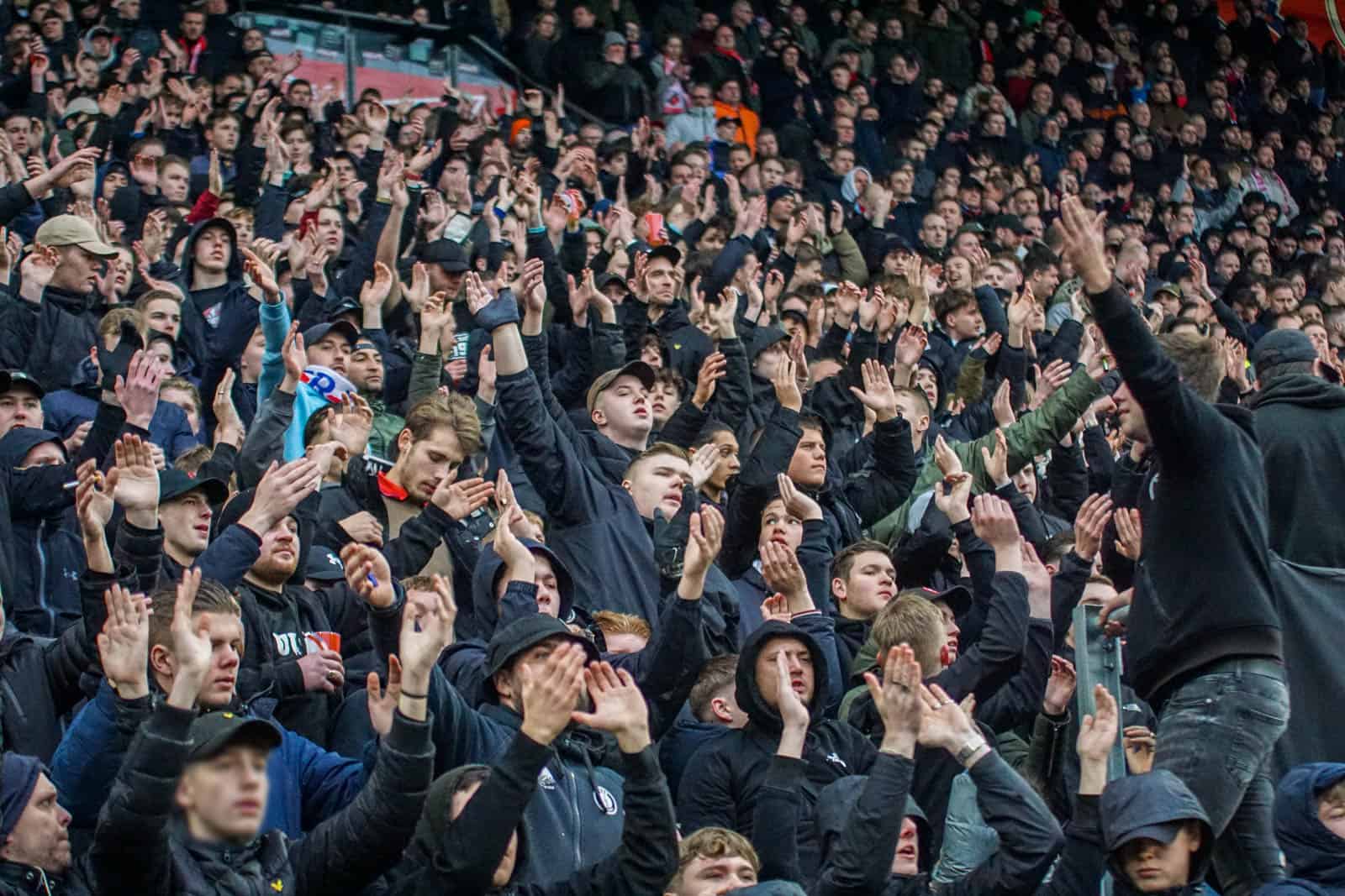Groot pyrofestijn in de Domstad: 5-jarig bestaan van Utrecht Ultras!