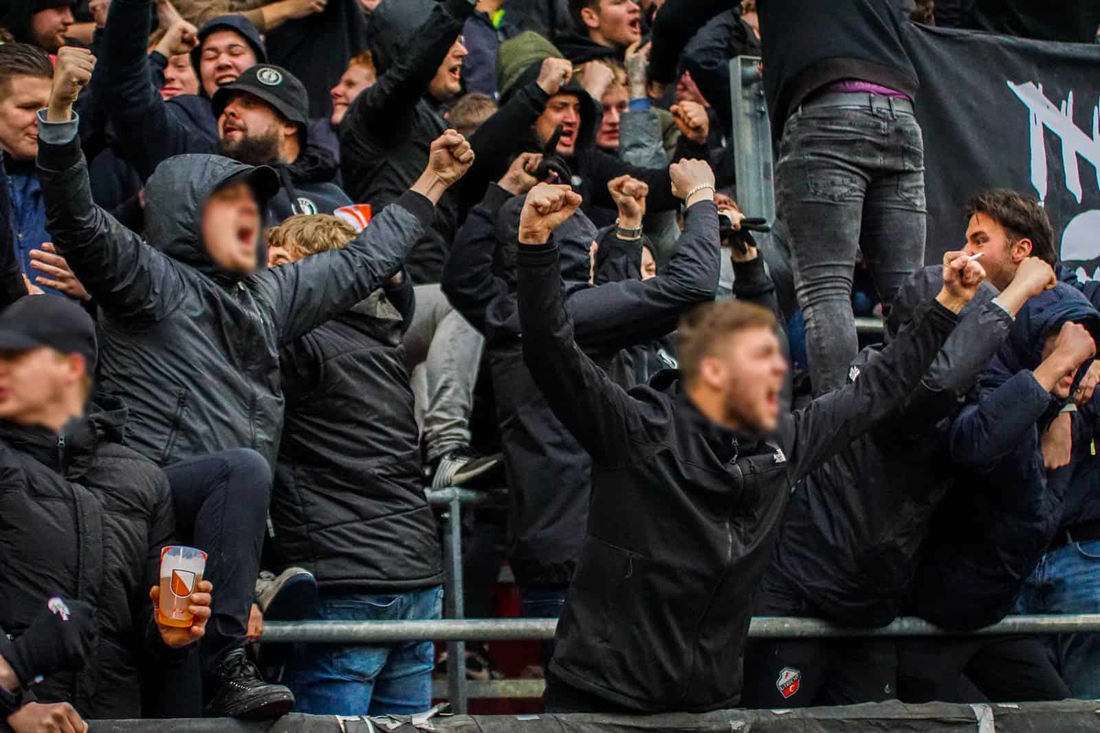Groot pyrofestijn in de Domstad: 5-jarig bestaan van Utrecht Ultras!