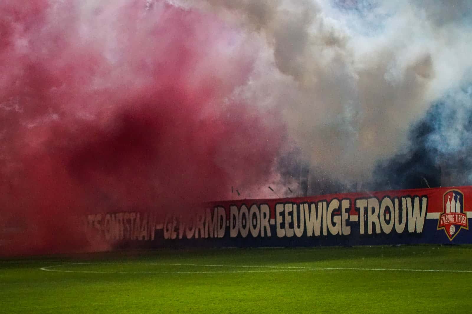 De trots van Willem II: Tilburg Tifosi viert 20-jarig bestaan op speciale avond