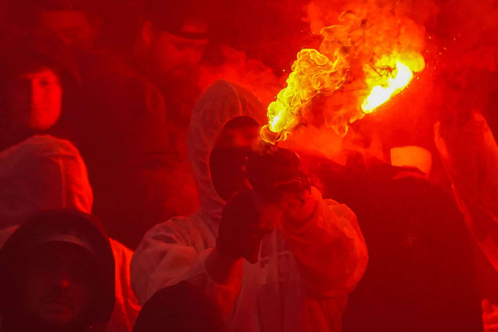 Groot pyrofestijn in de Domstad: 5-jarig bestaan van Utrecht Ultras!
