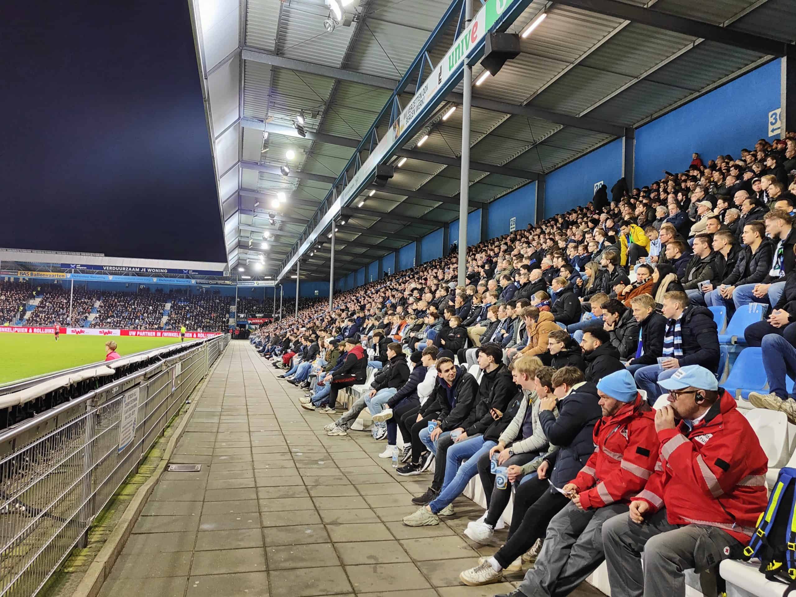 Waanzinnige spandoeken bij 70-jarig bestaan De Graafschap
