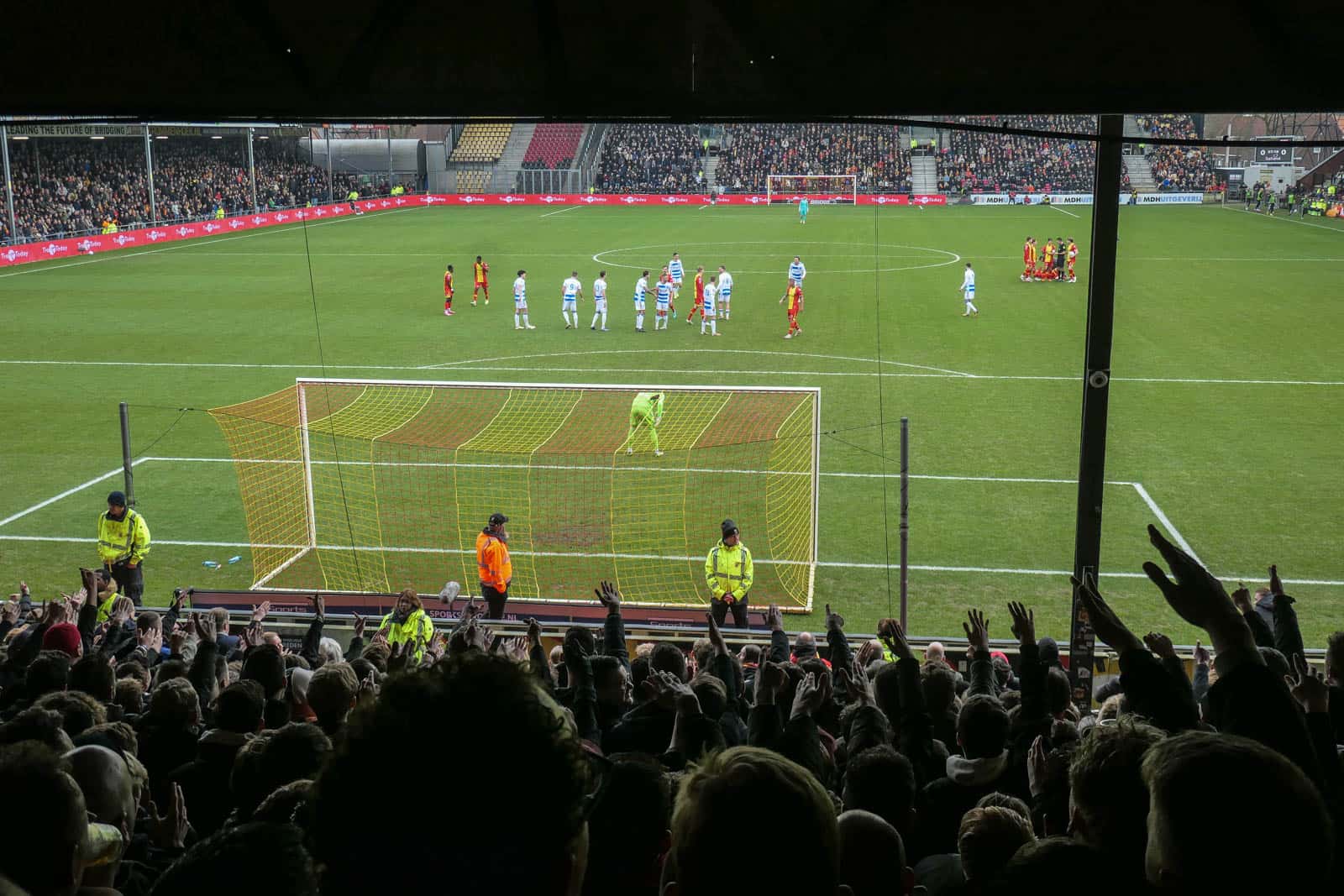 Een middag op de B-Side bij Go Ahead Eagles voor de IJsselderby tegen PEC Zwolle
