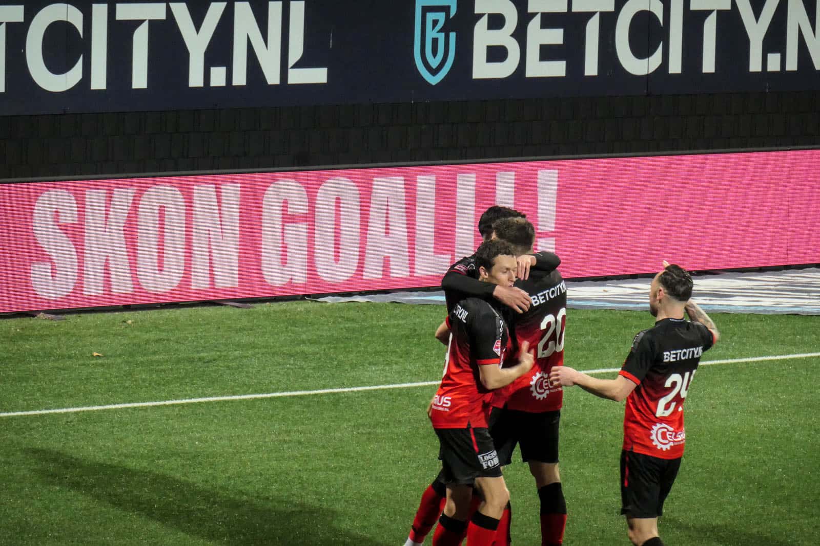 Vermaak op de vrijdagavond: Helmond Sport – De Graafschap
