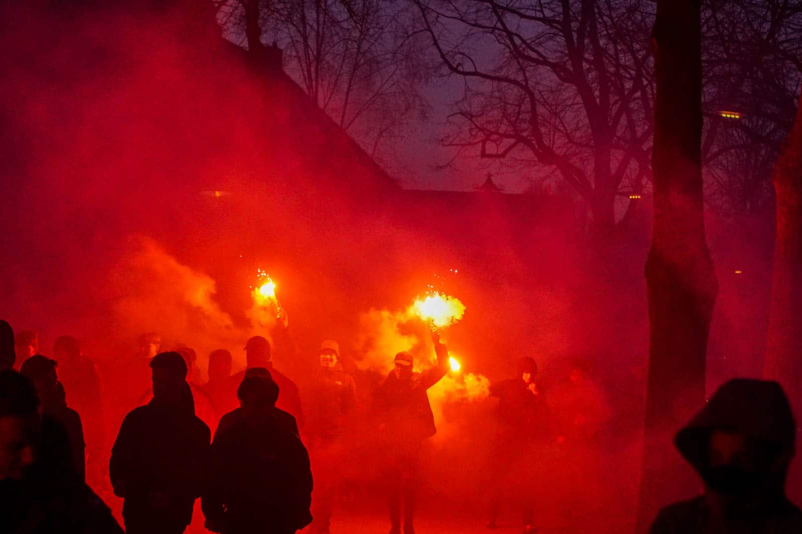 Crazy Side doet haar naam eer aan bij derby tegen FC Den Bosch