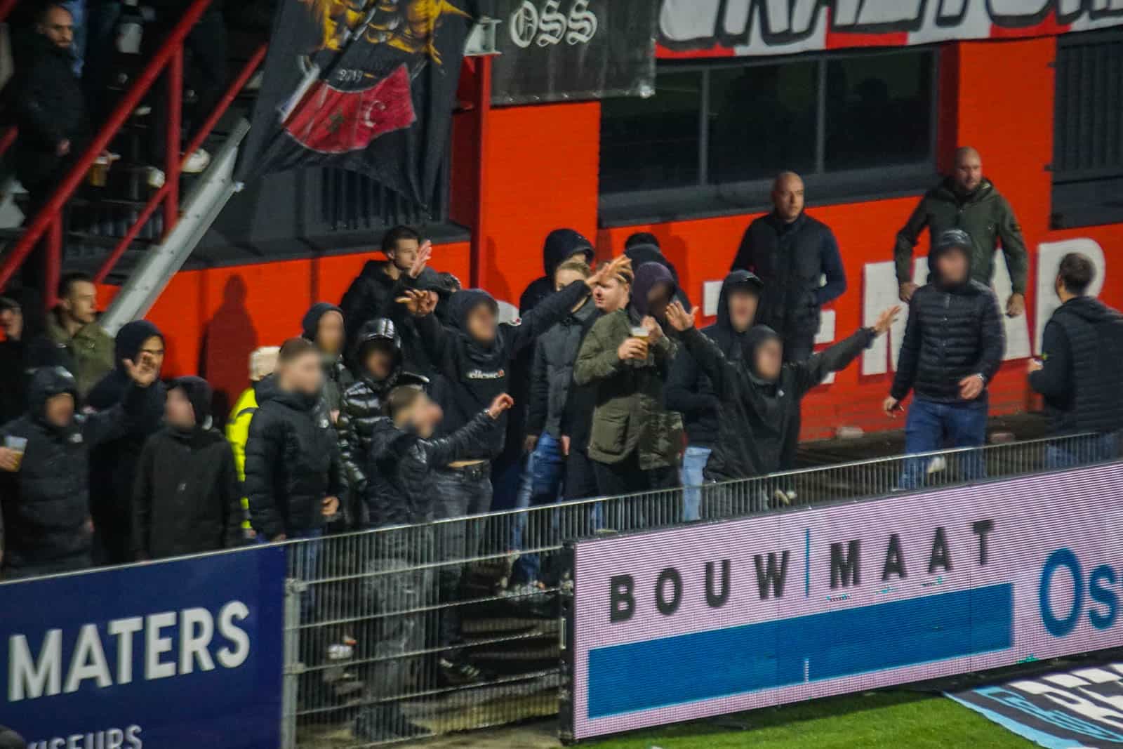 Crazy Side doet haar naam eer aan bij derby tegen FC Den Bosch