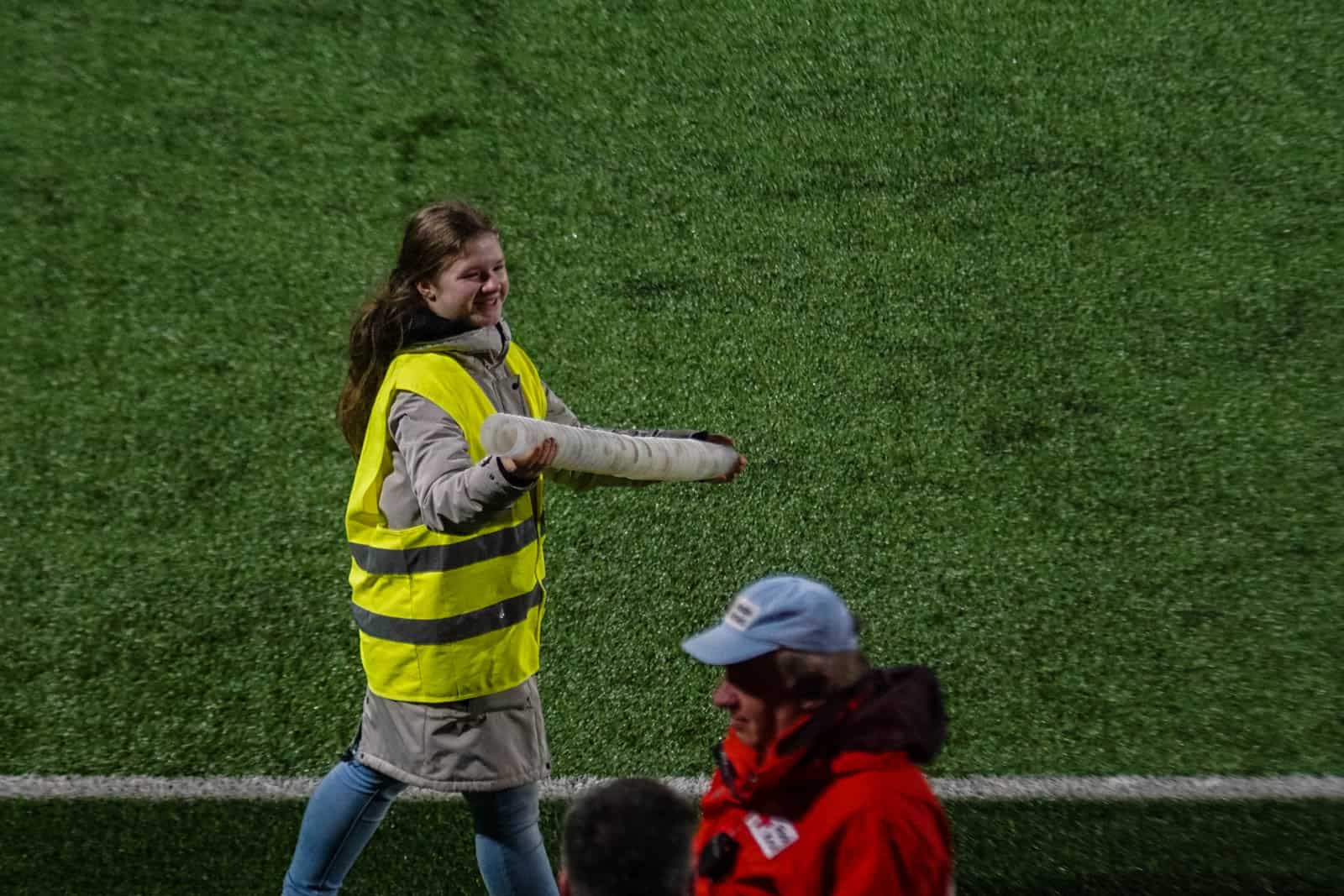 Crazy Side doet haar naam eer aan bij derby tegen FC Den Bosch