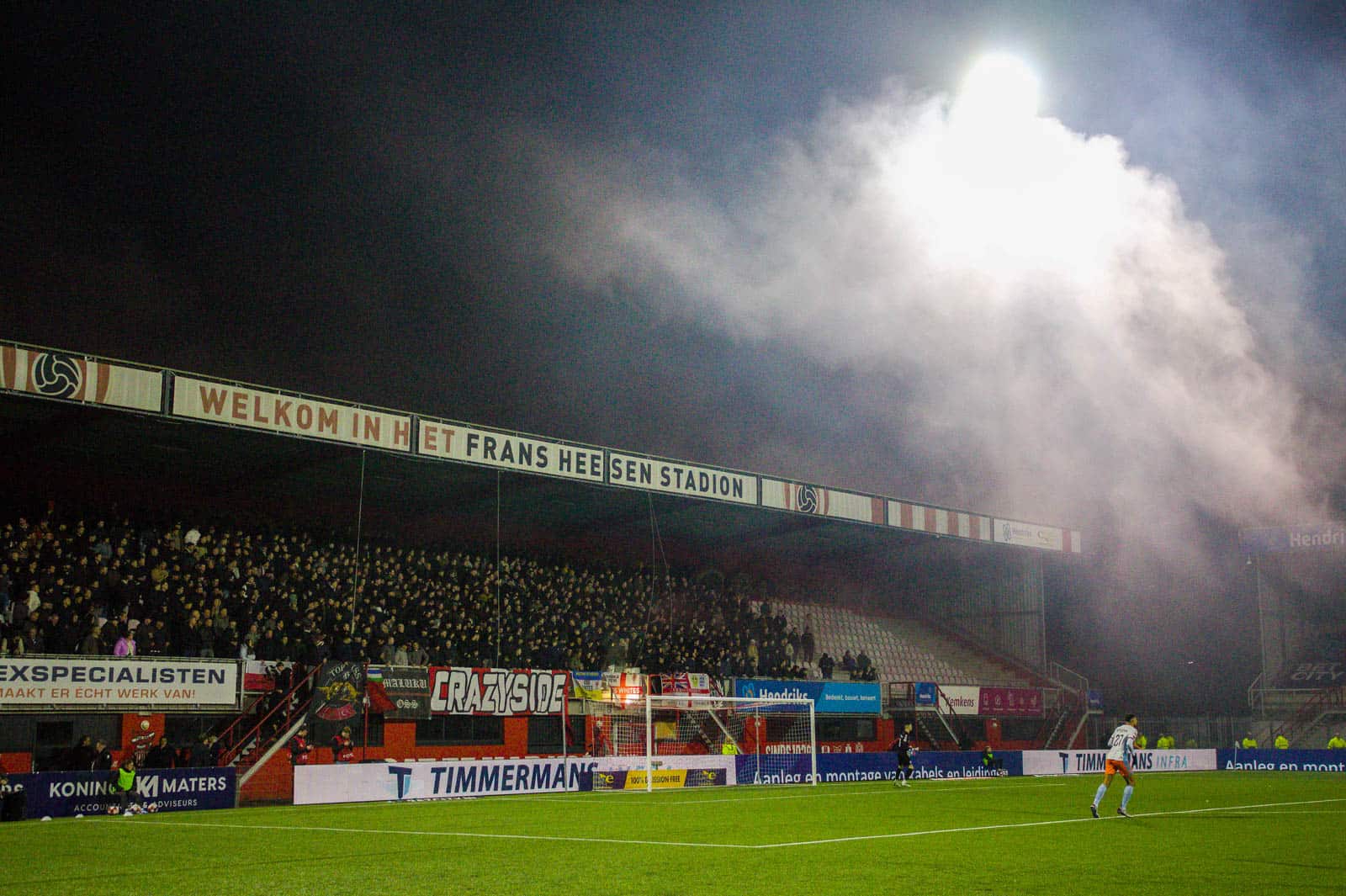 Crazy Side doet haar naam eer aan bij derby tegen FC Den Bosch