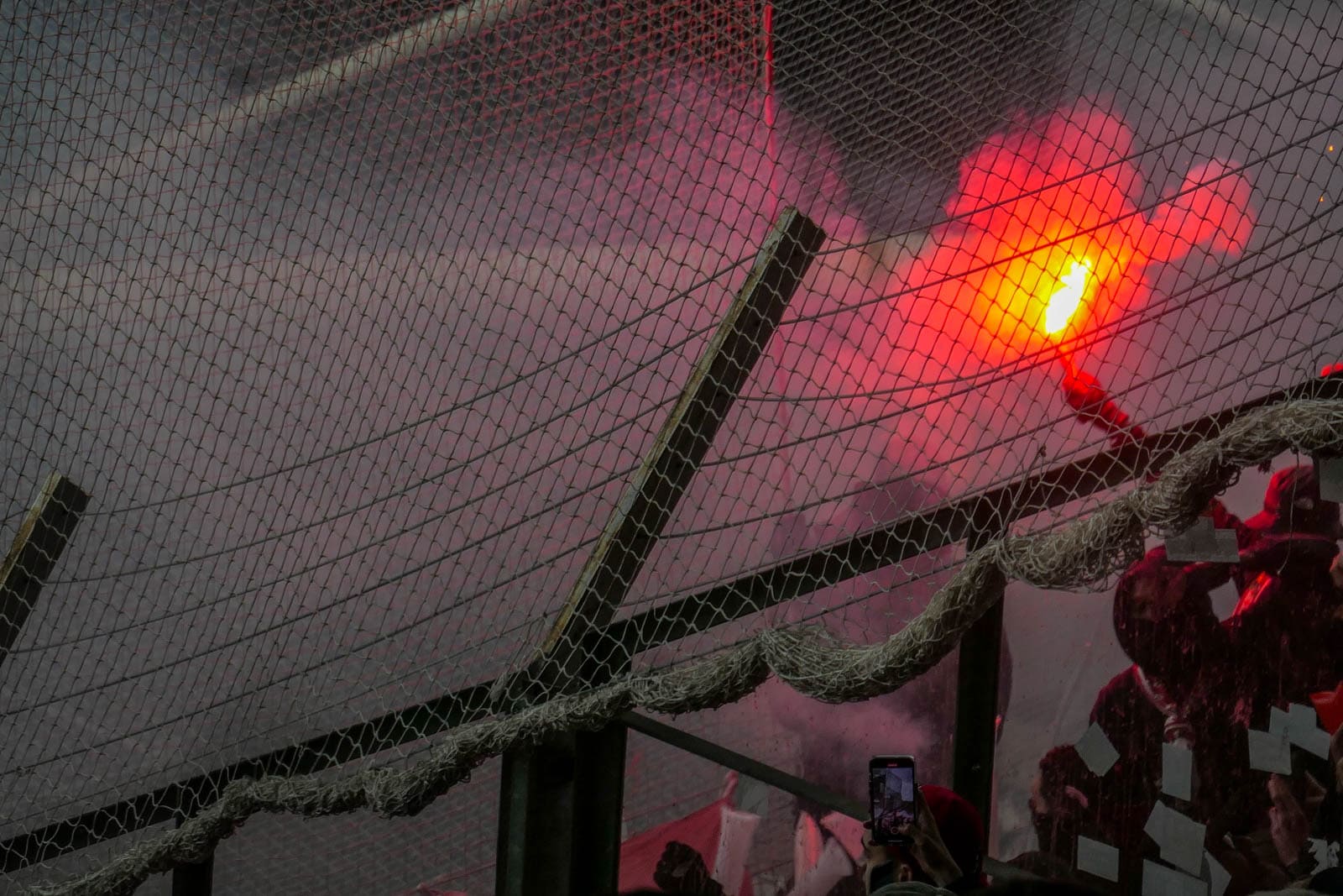 30 jaar Red Tigers; ultras Lens maken er schitterende dag van!
